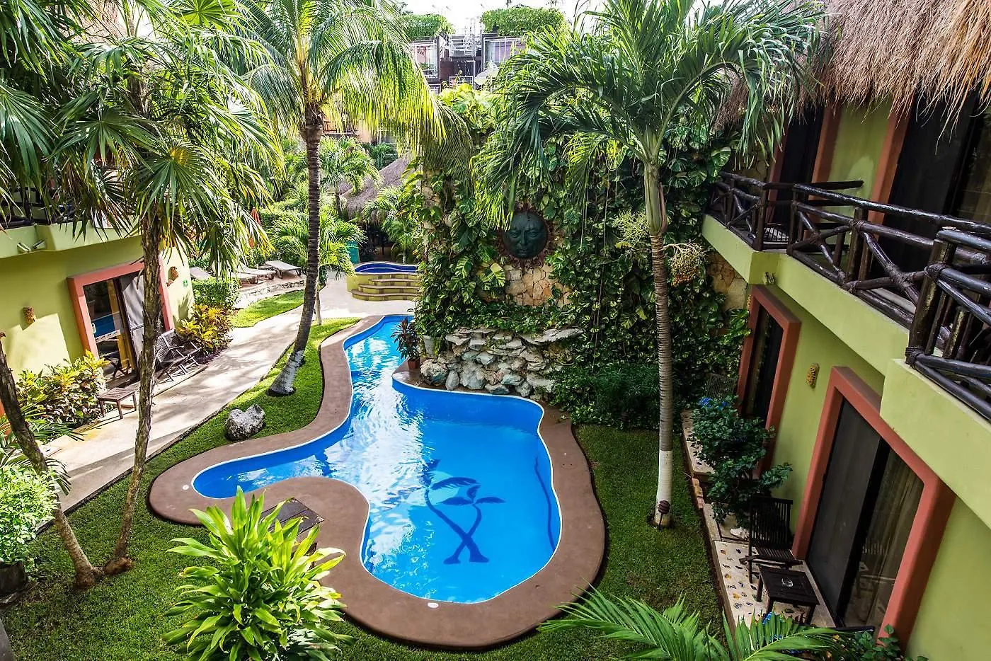 Aventura Mexicana Hotel Playa del Carmen