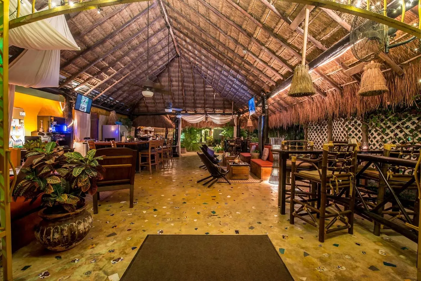 Aventura Mexicana Hotel Playa del Carmen