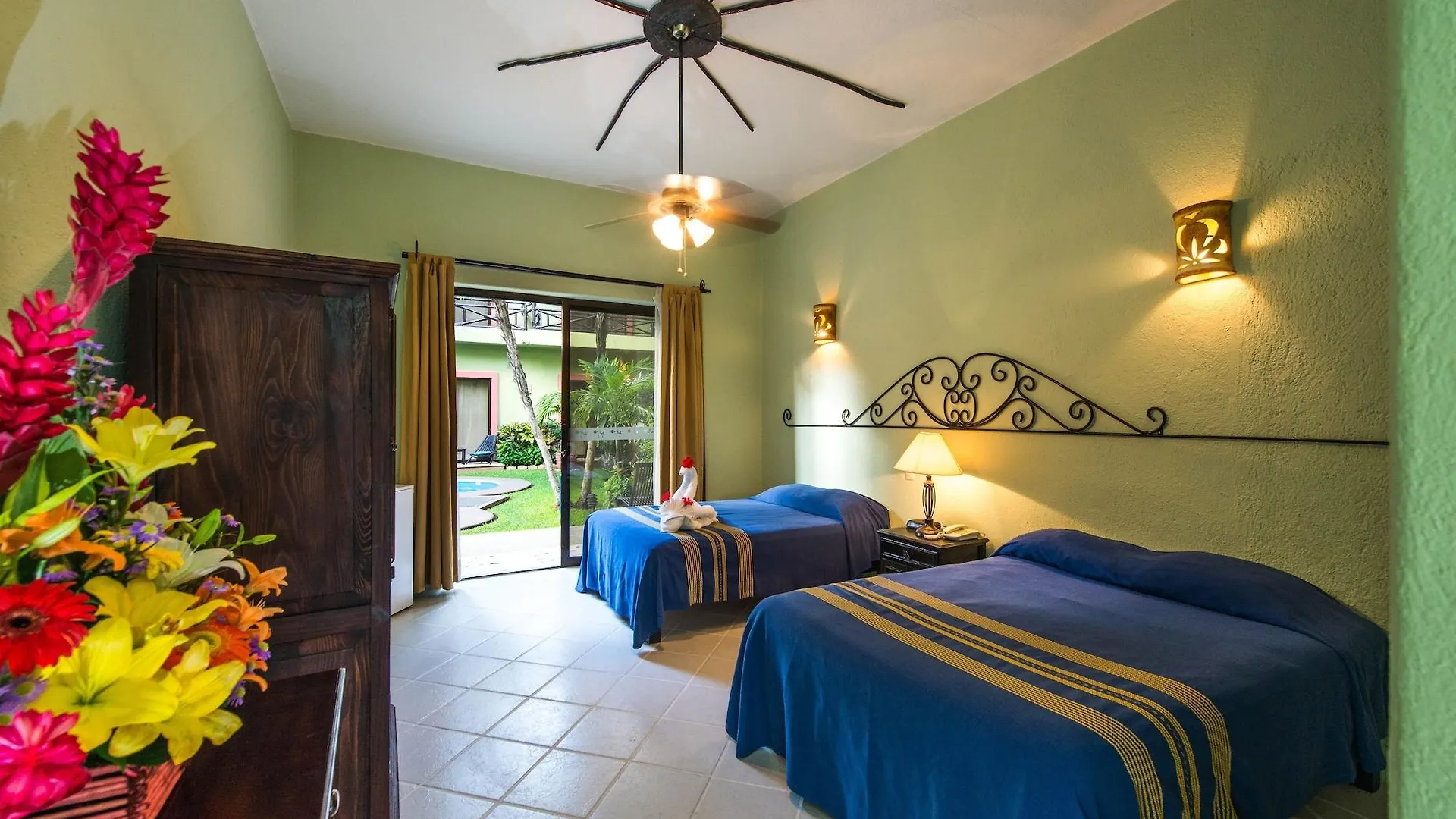 Aventura Mexicana Hotel Playa del Carmen