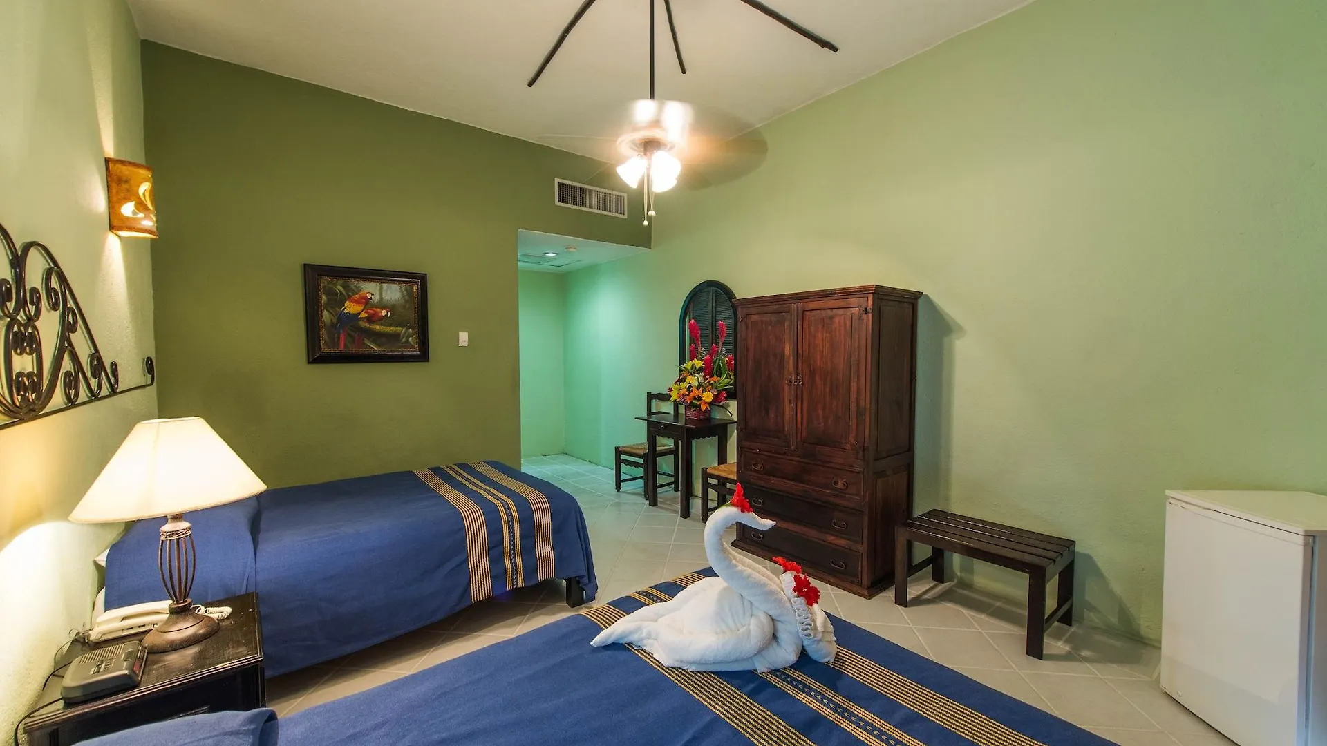 Aventura Mexicana Hotel Playa del Carmen